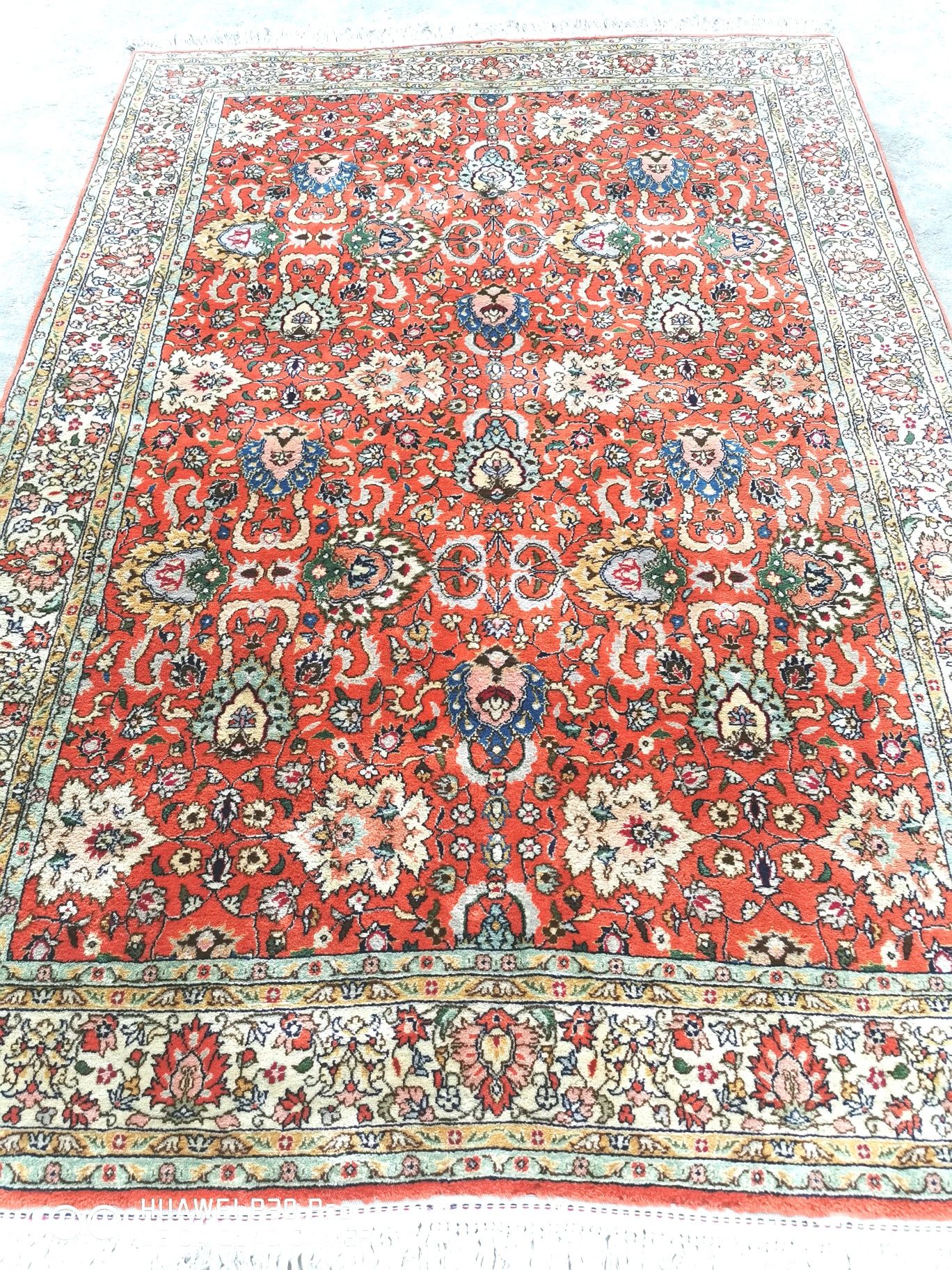 Ръчно Тъкан (Tabriz) Оригинален Персийски Вълнен Килим