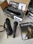 Микрофон, Професионален микрофон Yamaha с кабел