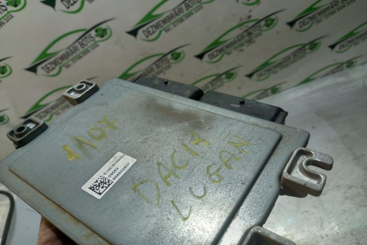Calculator motor ECU Dacia Logan prima generatie