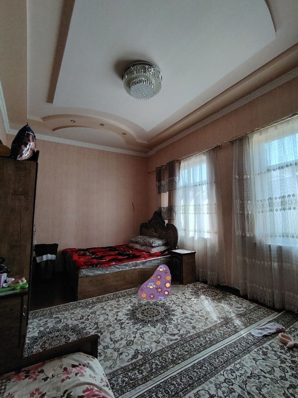 Toshkent tumani kirovda 4 sotix 5 hona uy sotiladi