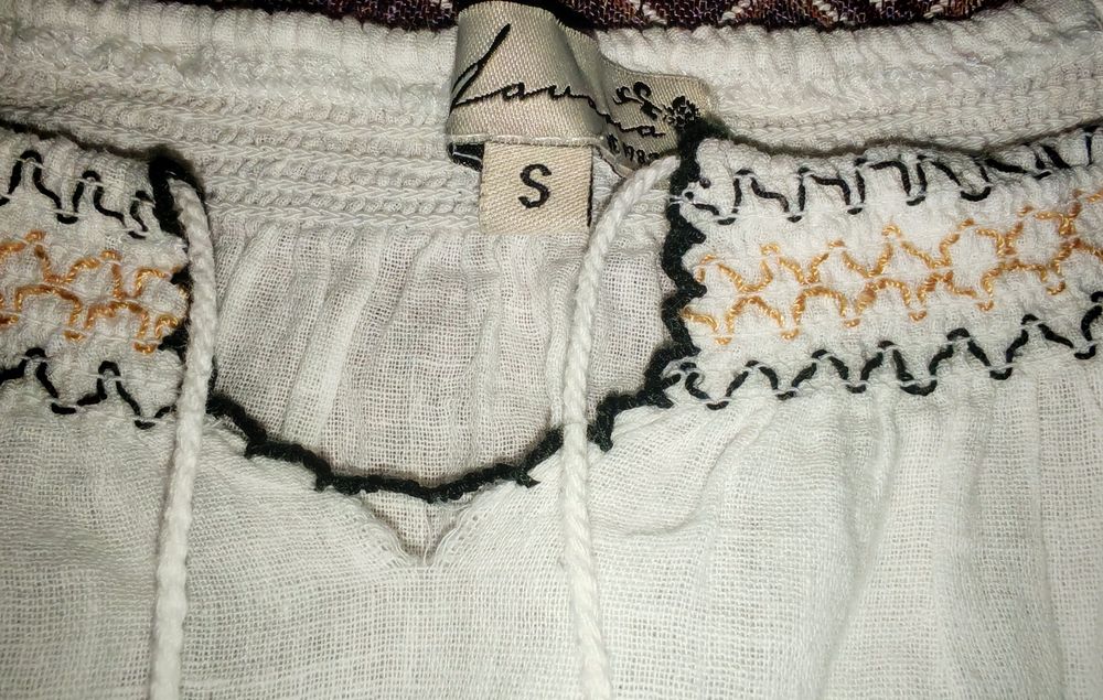 Ie populara mărimea S