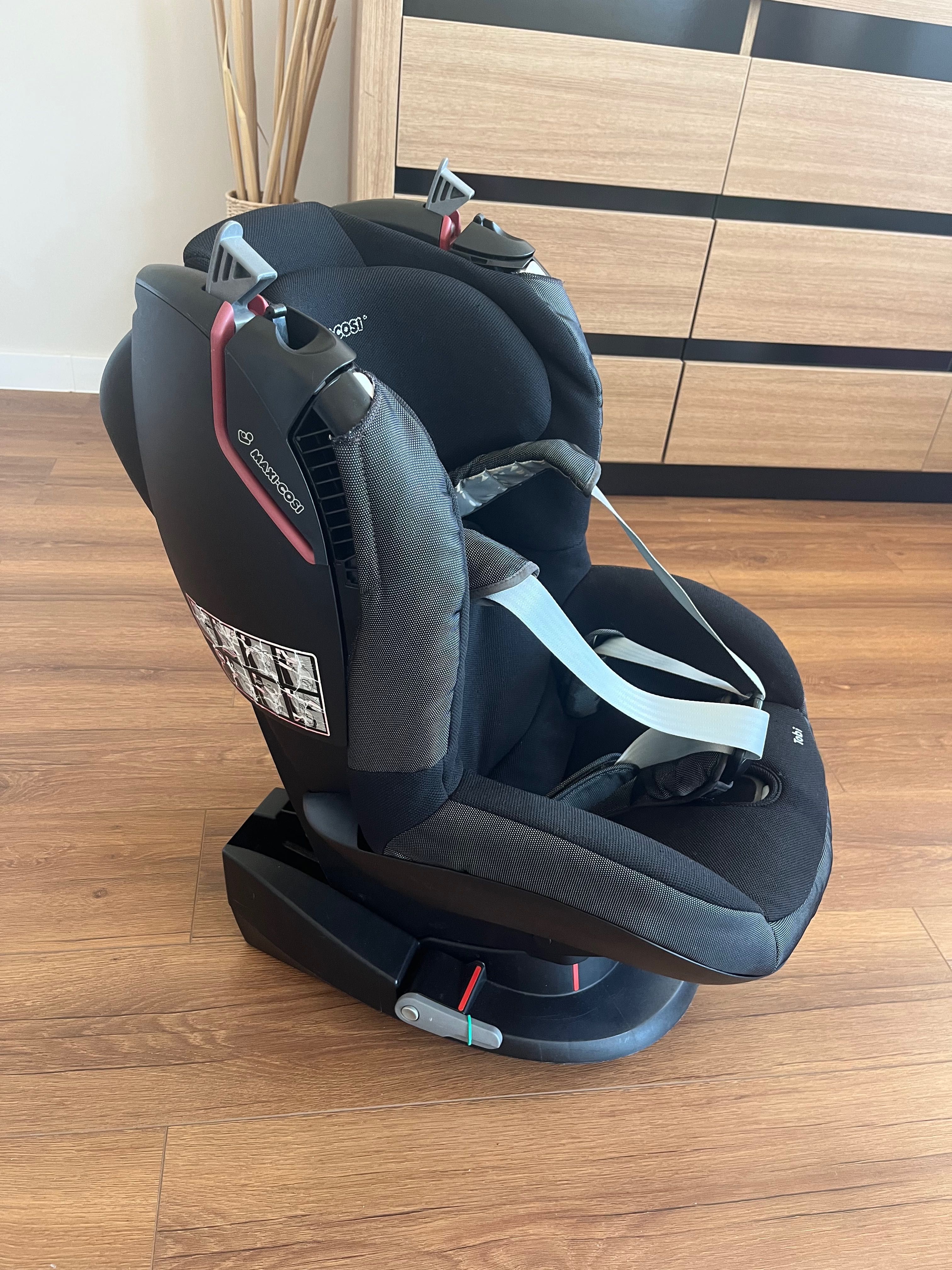Столче за кола Maxi Cosi Tobi