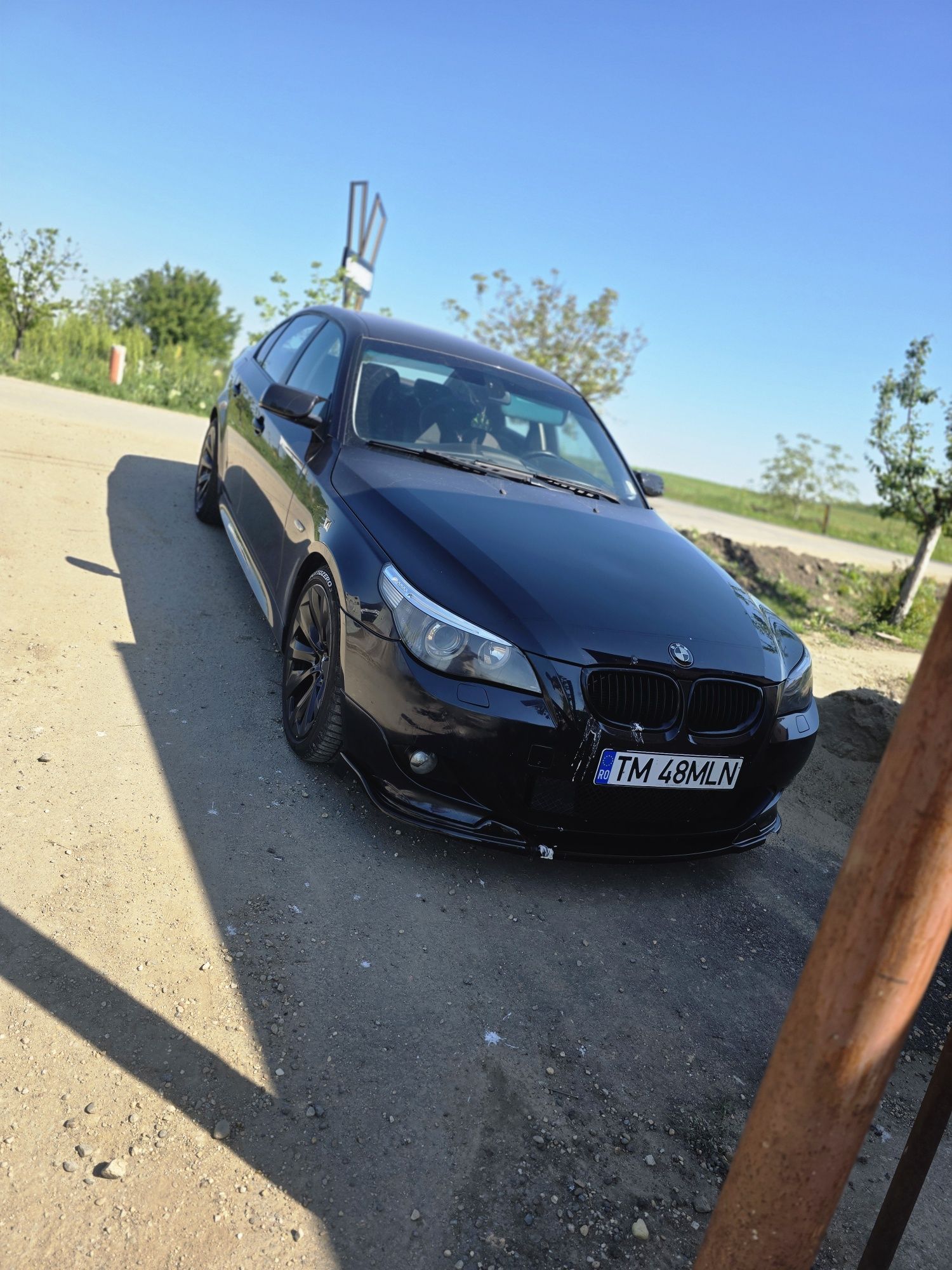 Vând BMW e60 525i automat an de fabricație 2005