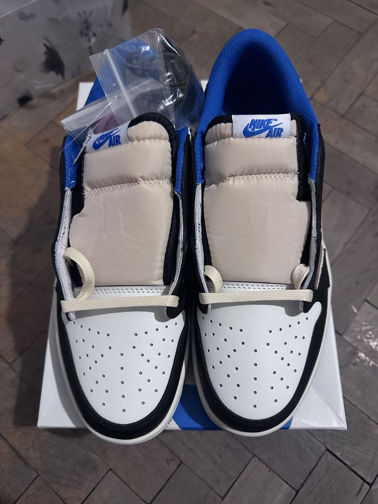 Fragment x Travis Scott Jordan 1 Retro Low