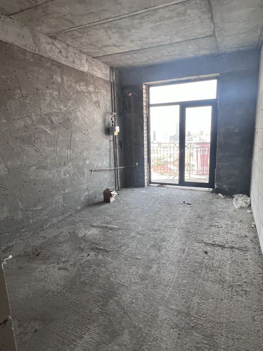 Novostroyka uy sotiladi 124 kv