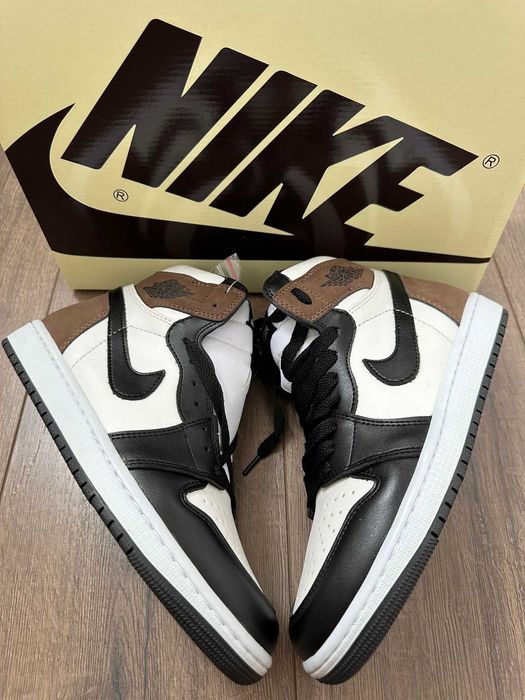 Adidasi Nike Air Jordan 1 Retro High OG "Dark Mocha