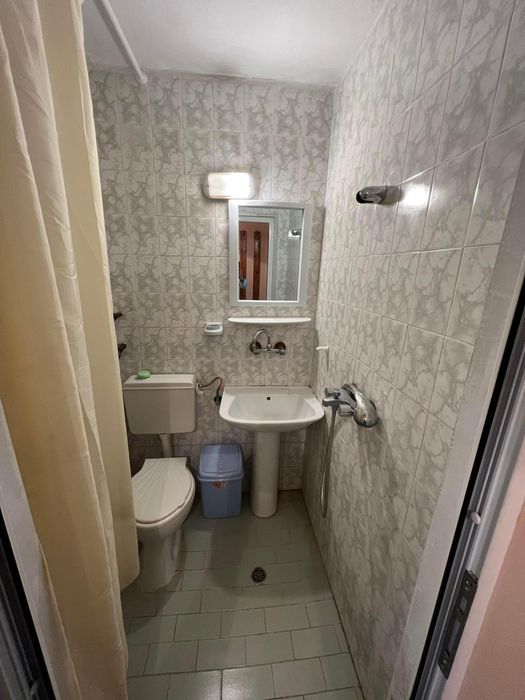 Дава се под наем Едностаен апартамент в Бургас, Братя Миладинови - 44 кв.м за 331.5 € - Снимка #3