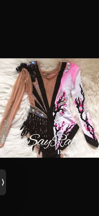 Купальник  для художественой гимнастики