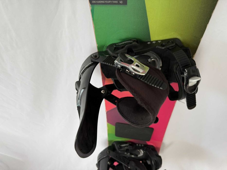 Placa snowboard Rossignol Tesla RSP 143cm+legaturi Rossignol