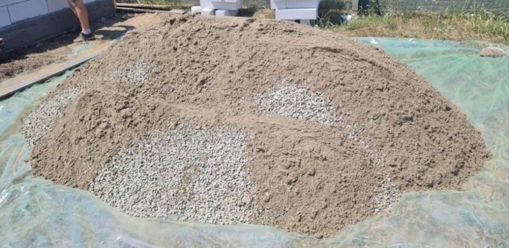 Balastru amestec de nisip cu piatra