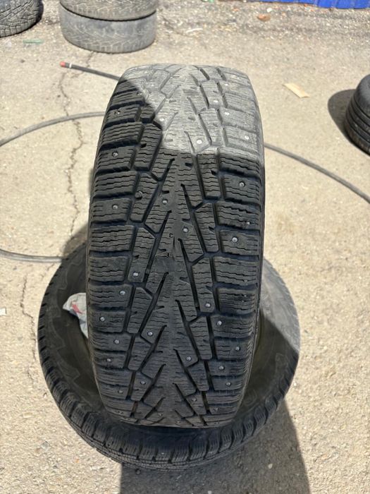 Продам комплект зимней резины