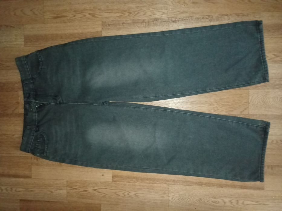 Джинсы серые широкие