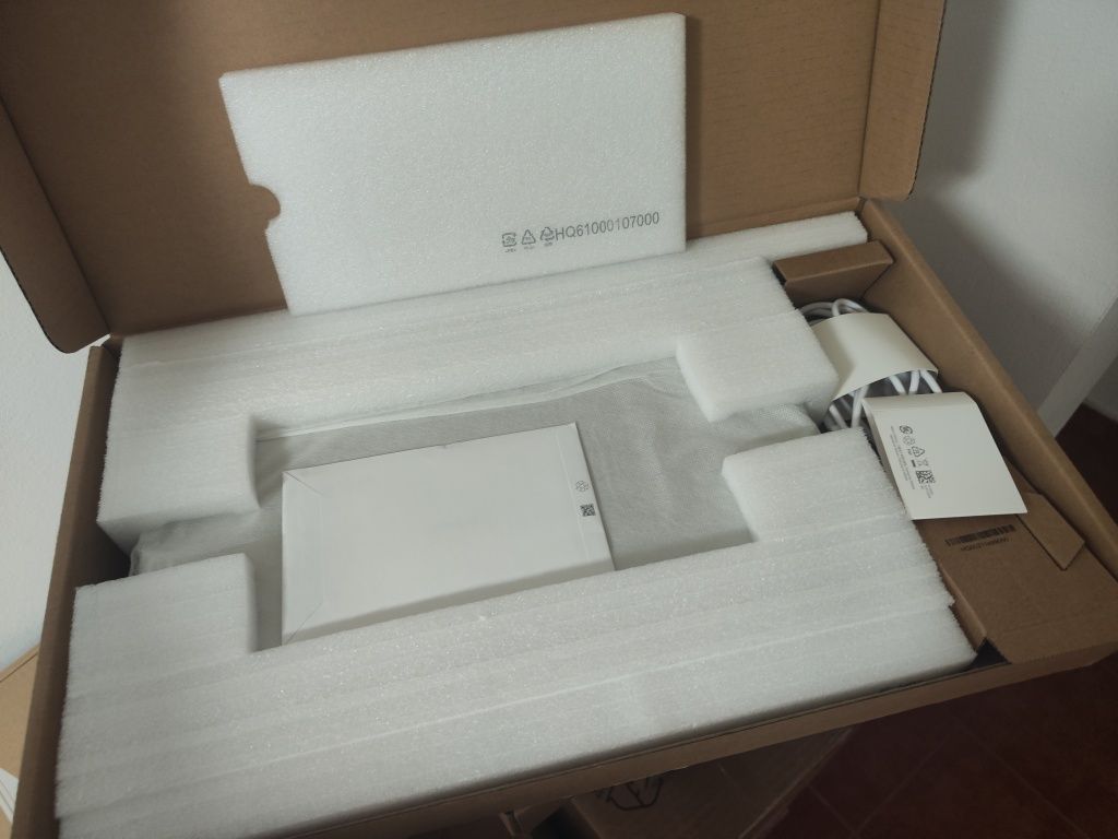 Laptop impecabil Samsung Galaxy book , i3 generatia 11