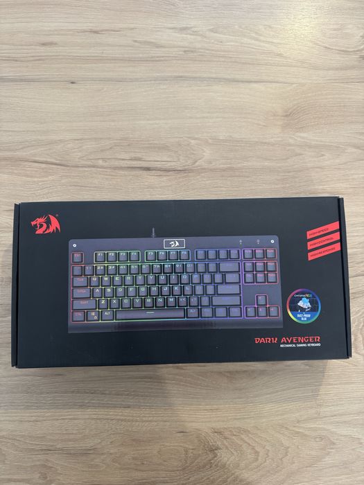 Tastatura Gaming Mecanica RedDragon Dark Avenger RGB