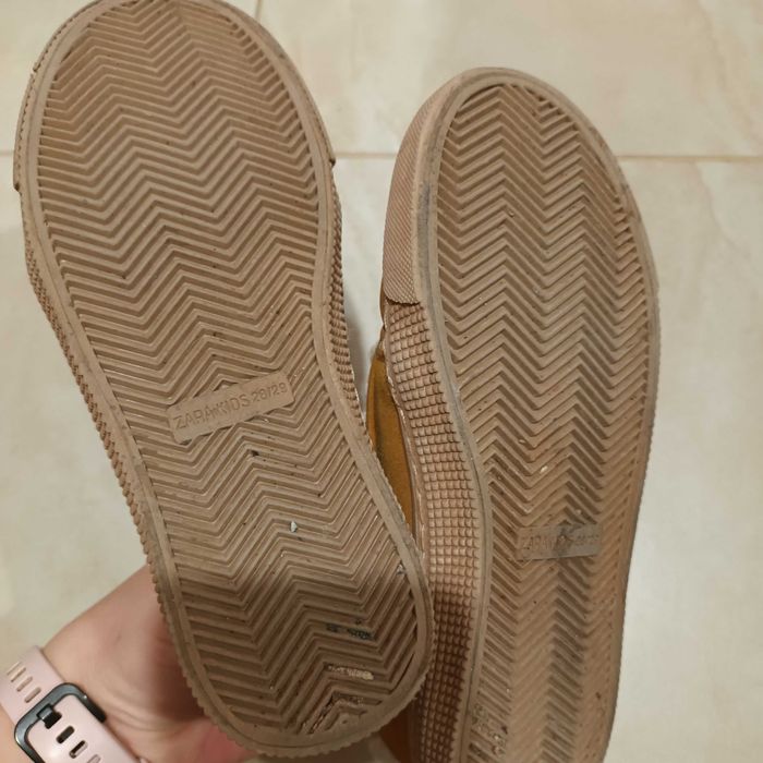 Обувки и кецове Zara