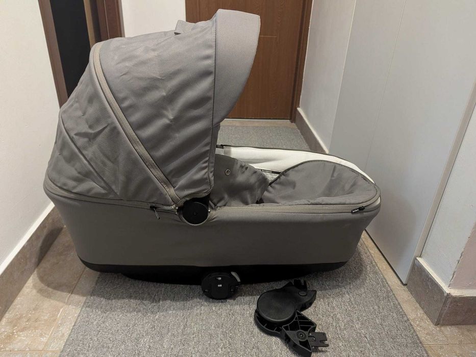 Landou Lecler, adaptori inclusi