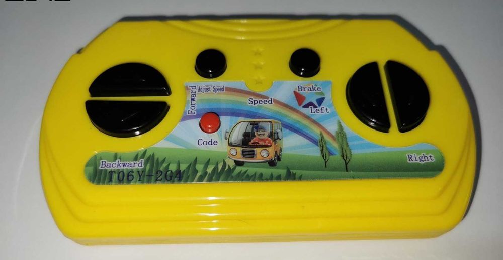 Дистанционни, редуктори,Зарядни за акумулаторни коли джипове