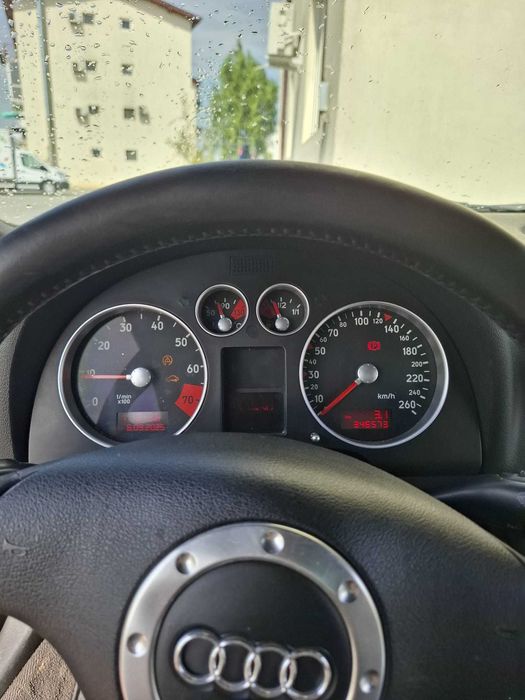 Vand AUDI TT negru