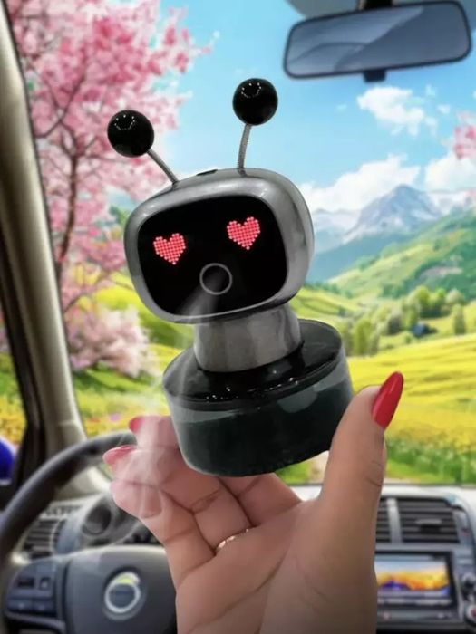 Robot shaklidagi avtomobil aromatizatori — Intellektual 4 rejimli, LED