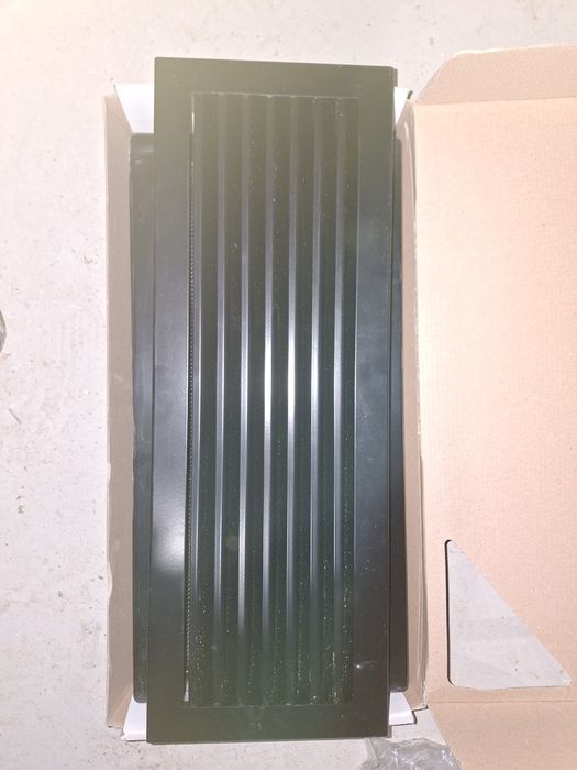 Vand usa semineu +grqtar fontă + 2 grile