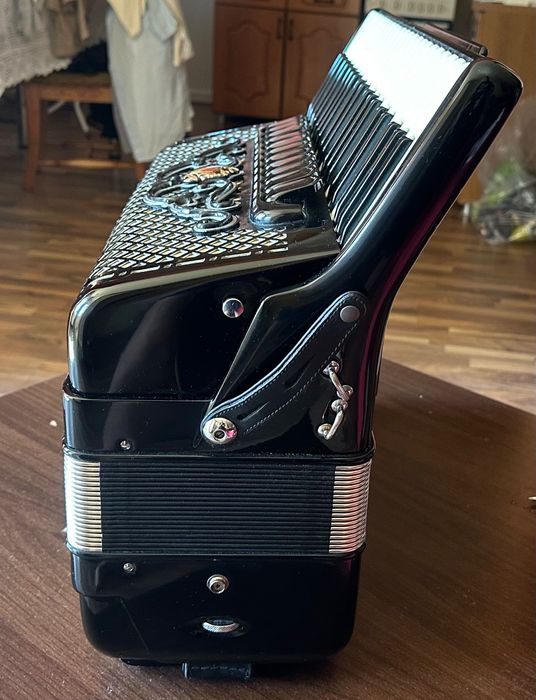 Acordeon Scandalli Extreme 6 (VI)