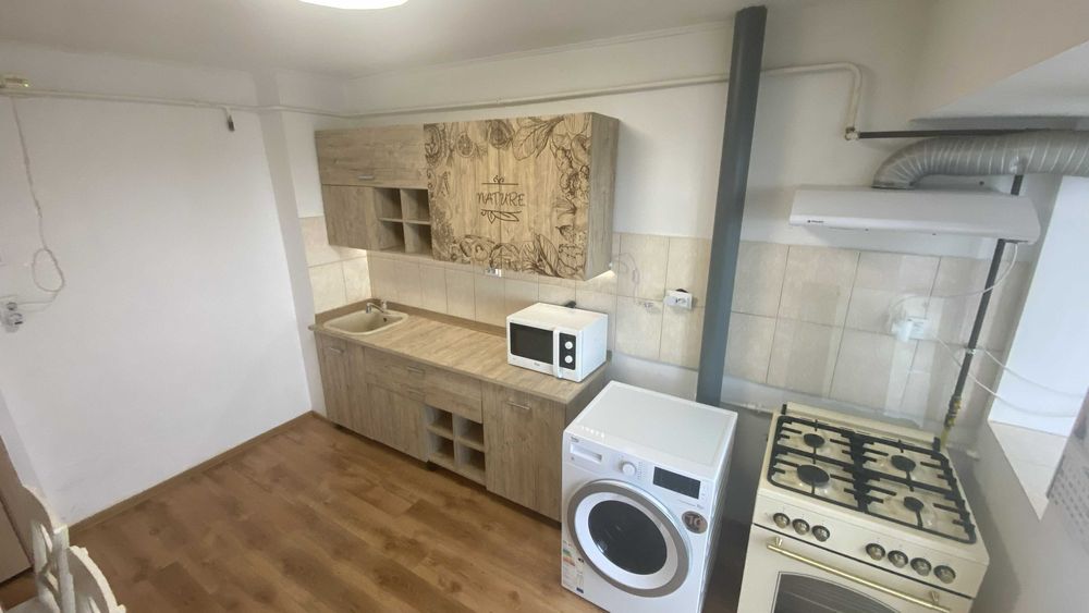Apartament cu 2 camere în Centru - de închiriat