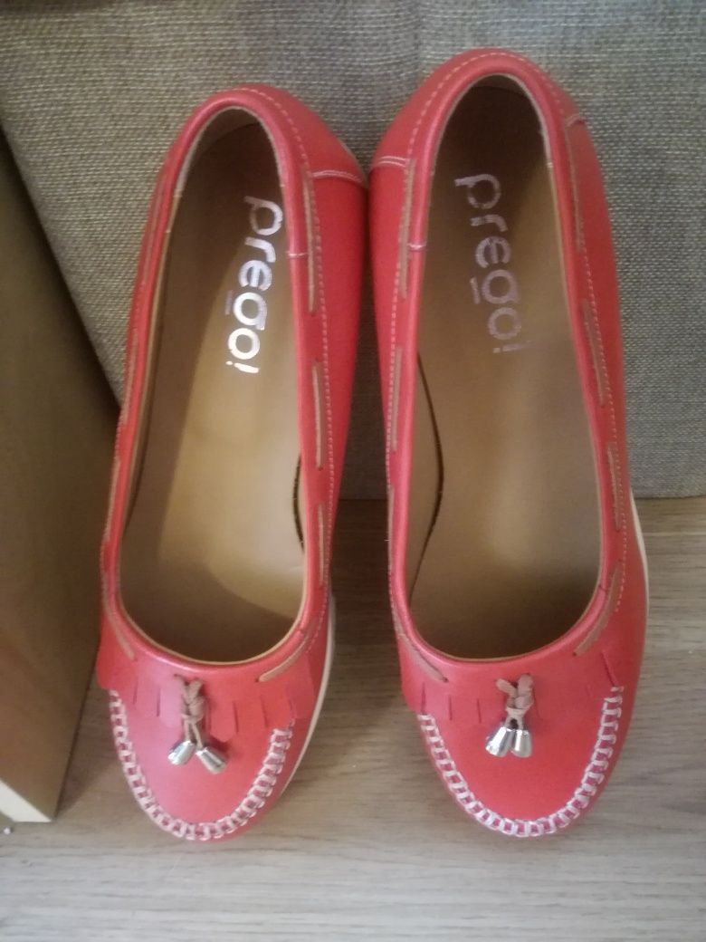 Pantofi femei rosii crem bej noi Prego