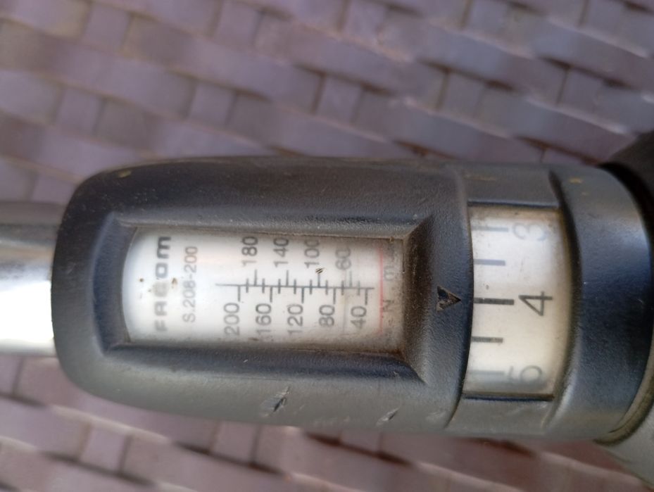 Facom 40-200 nm динамометричен ключ