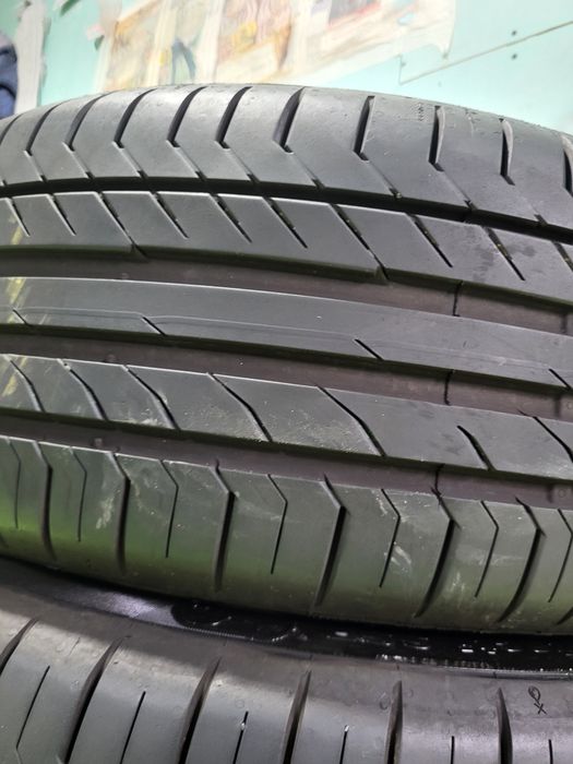 4 бр летни гуми 225/45/18 Continental