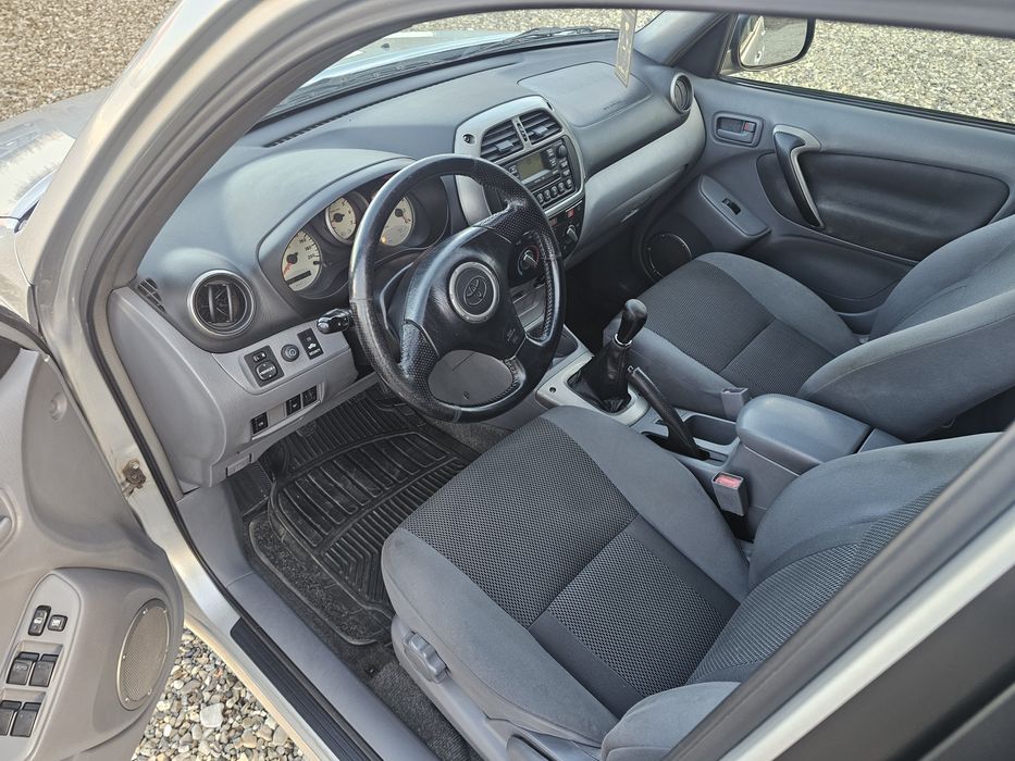 Toyota Rav4, 2004, 4x4 funcțional,  motor 2.0 diesel, 307.000 km