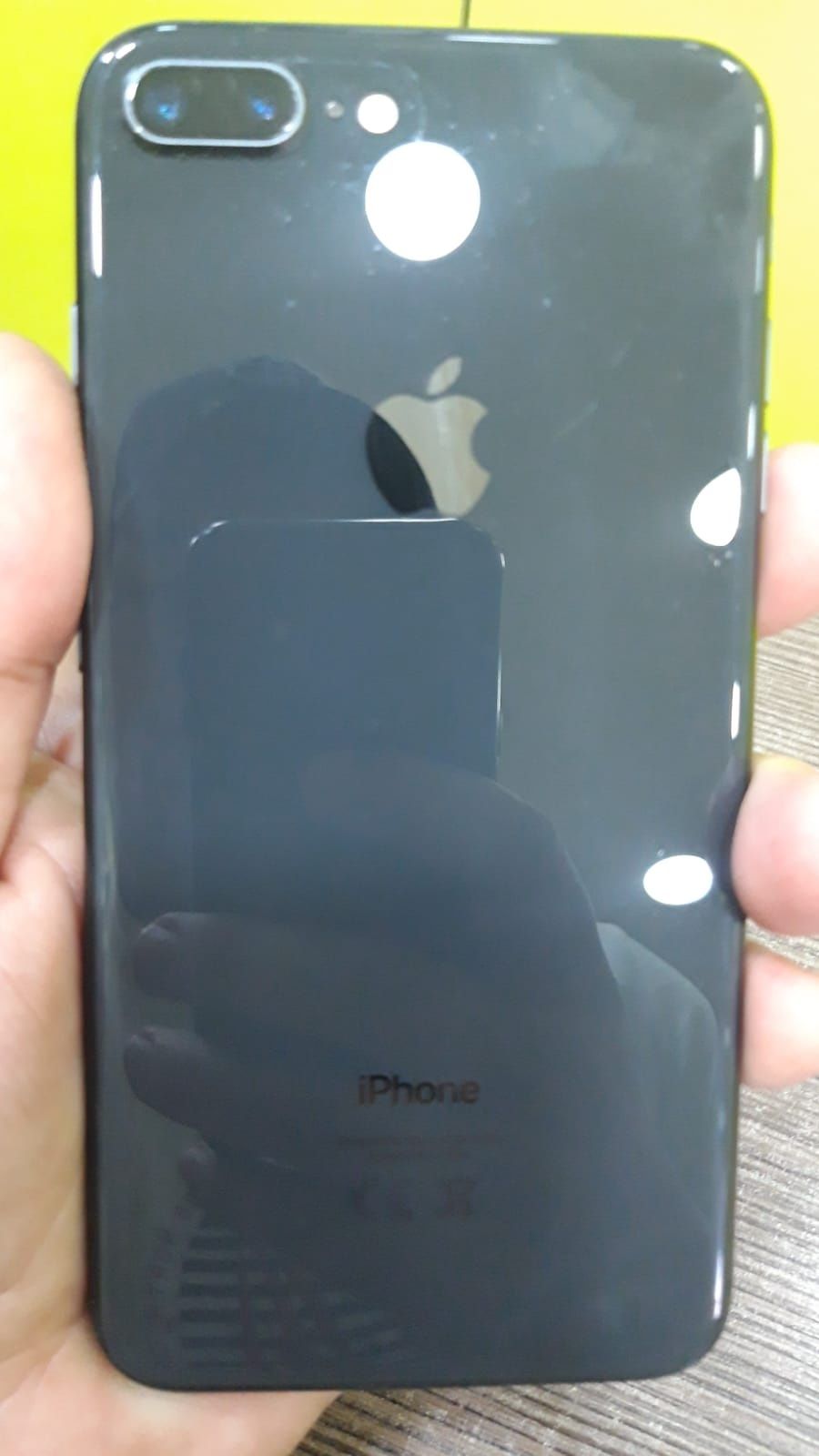 Iphone 8+ б/у в хорошем состоянии