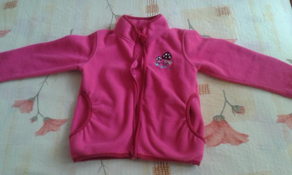 Geaca pink cu ciupercute 98/104