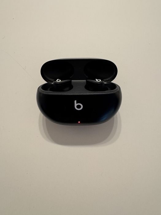 Beats Studio Buds