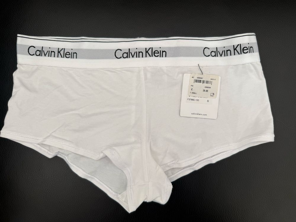 Бюстиета Calvin Klein и долни части /XS, S, M, L/