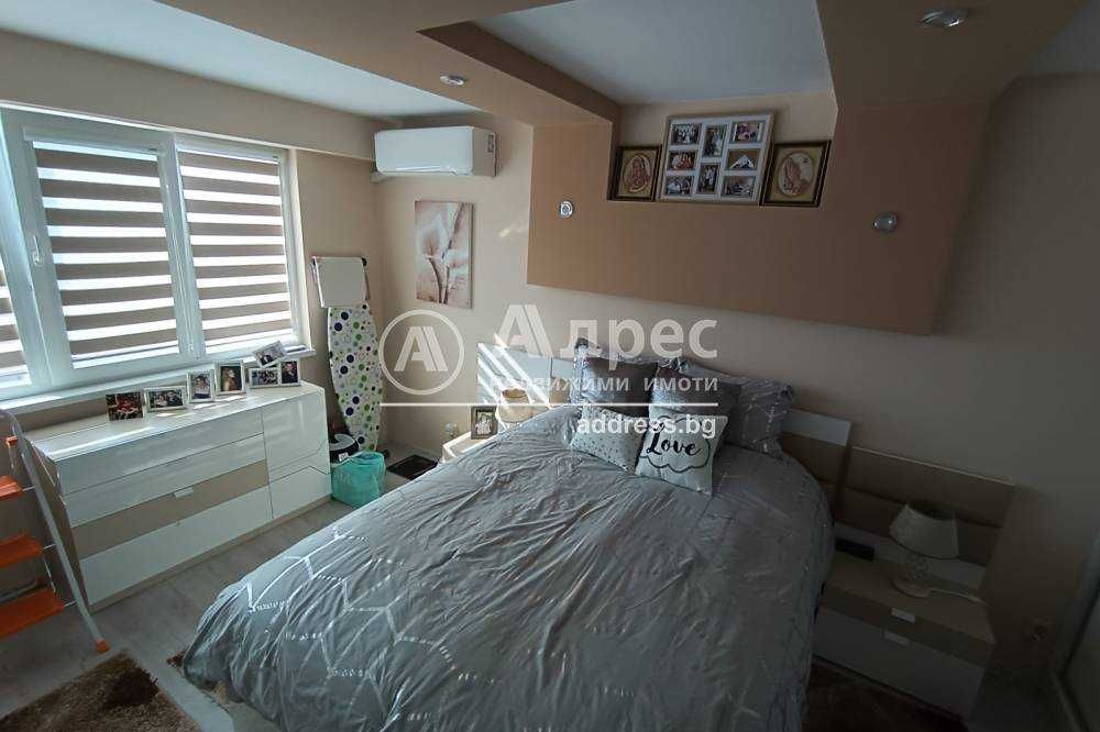 Продава се Двустаен апартамент в Разград, Освобождение - 63 кв.м за 1660 €/кв.м - Снимка #4