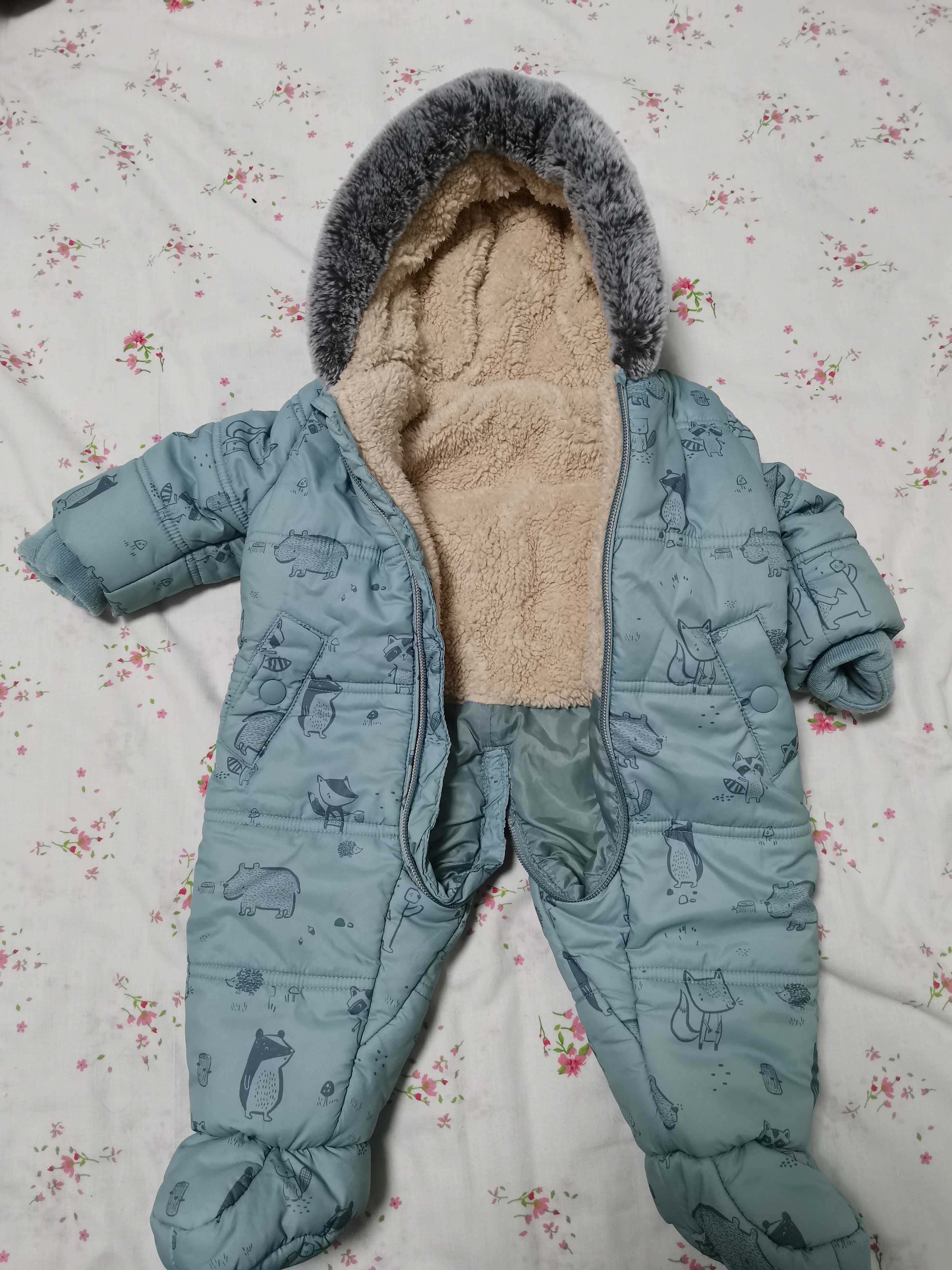 бебешки зимни космонавти