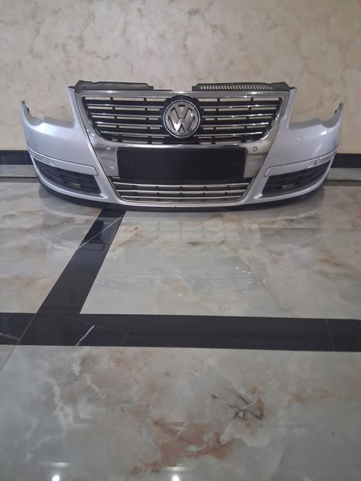 Vând bara fata vw passat b6 completa Cod culoare LA7W 
În impecabila