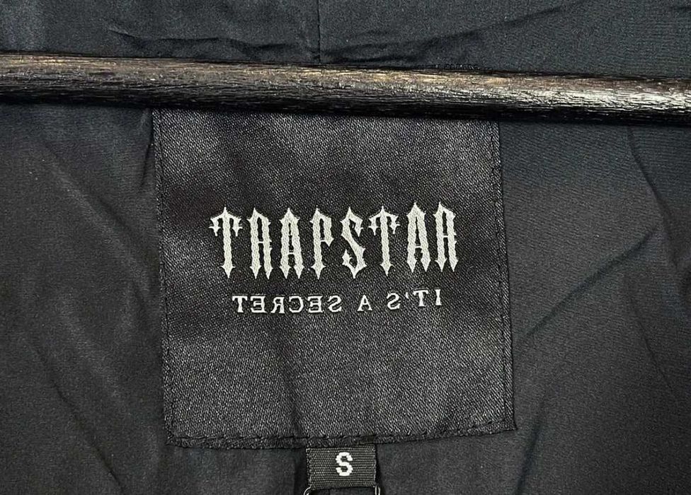 Куртка Trapstar Chest Irongate Black \ Зимний пуховик