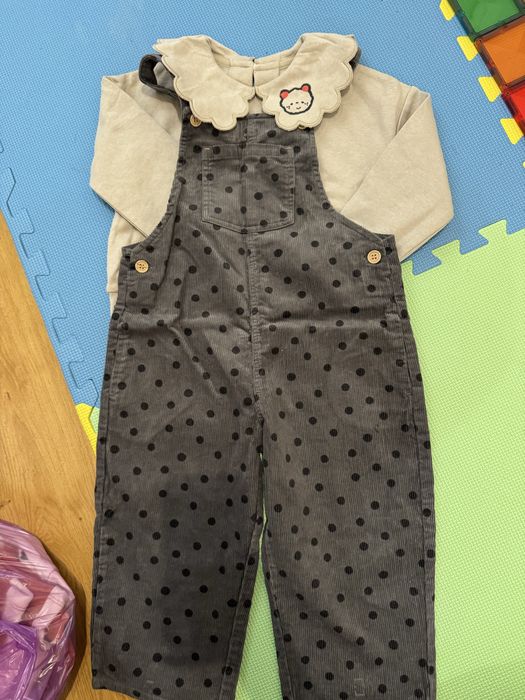 Set Next, salopeta cu hanorac