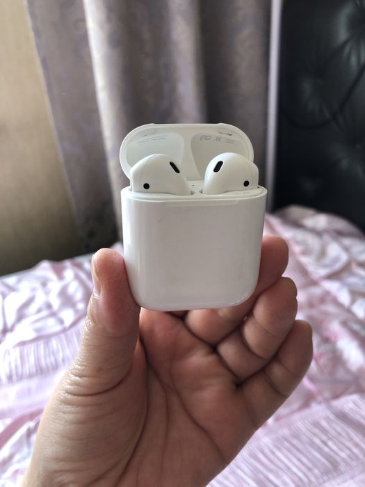 Наушники Airpods 2 поколение. Оригинал