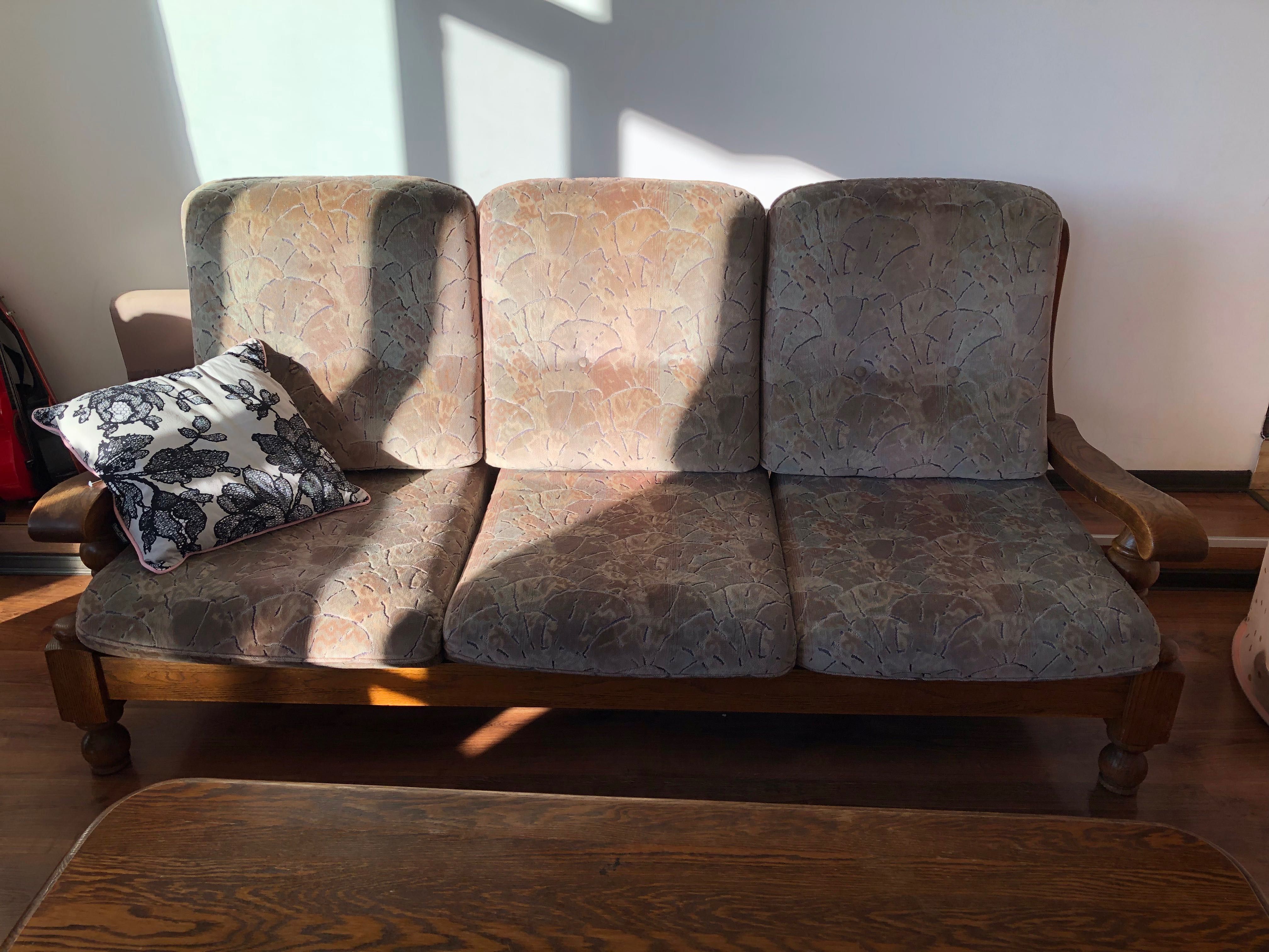 Set canapele și fotolii pentru living + masa, lemn masiv
