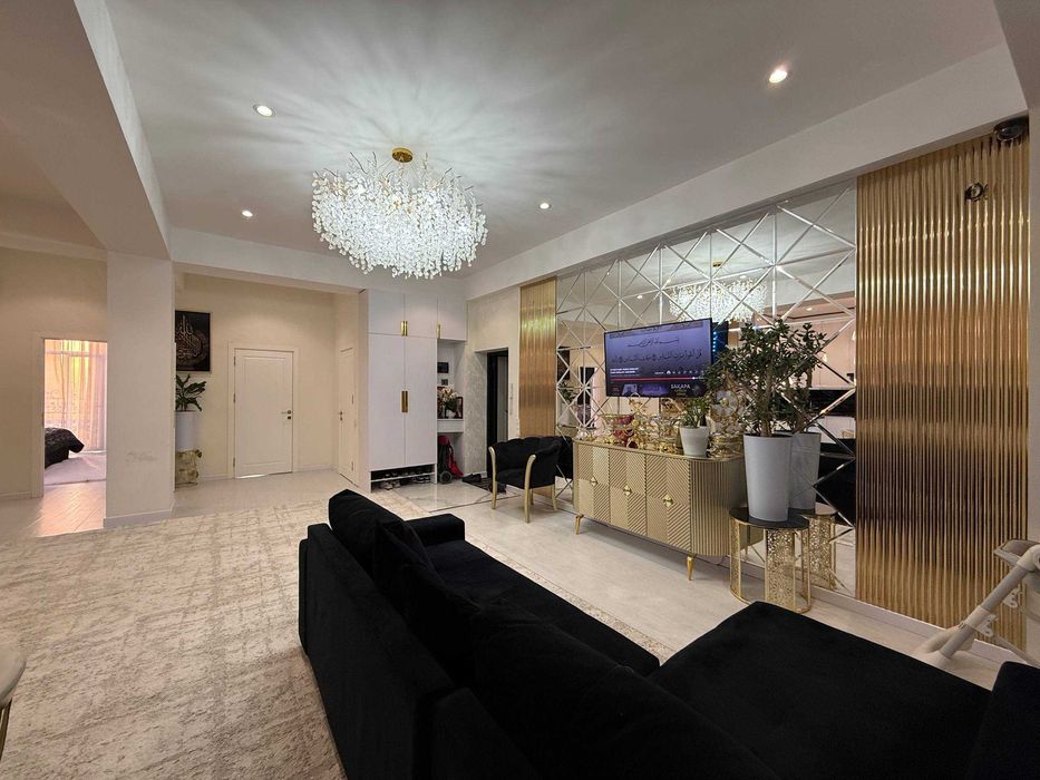 ЖК сой бойи Новостройка сотилади 2в3/6/9 96м айрим нарсала колади