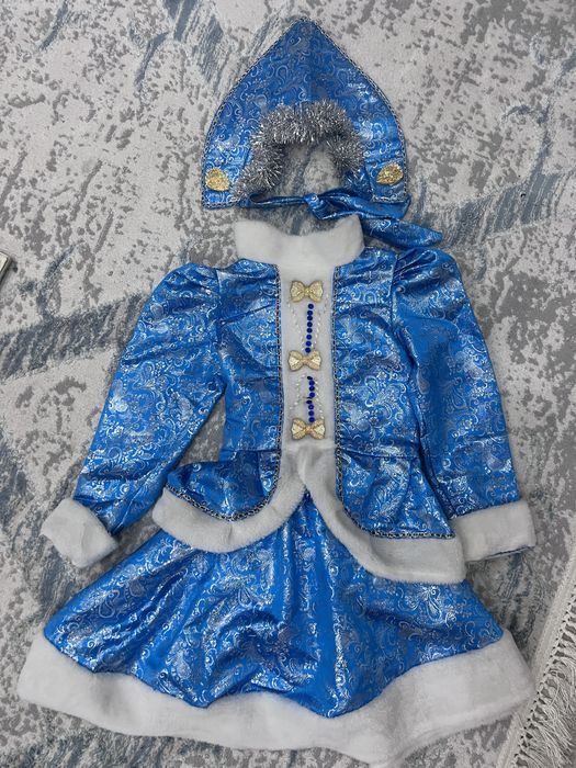 Новогодний костюм снегурочки