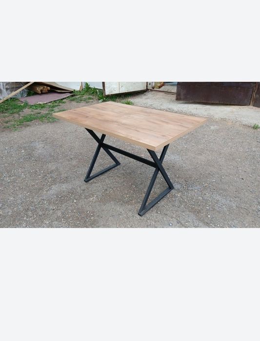 Стол для кафе и ресторанов