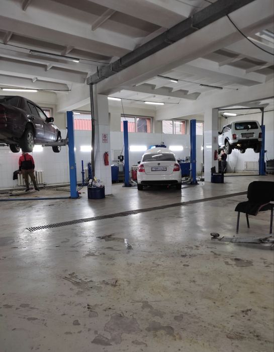 Сдам в аренду подъемник на автосервисе