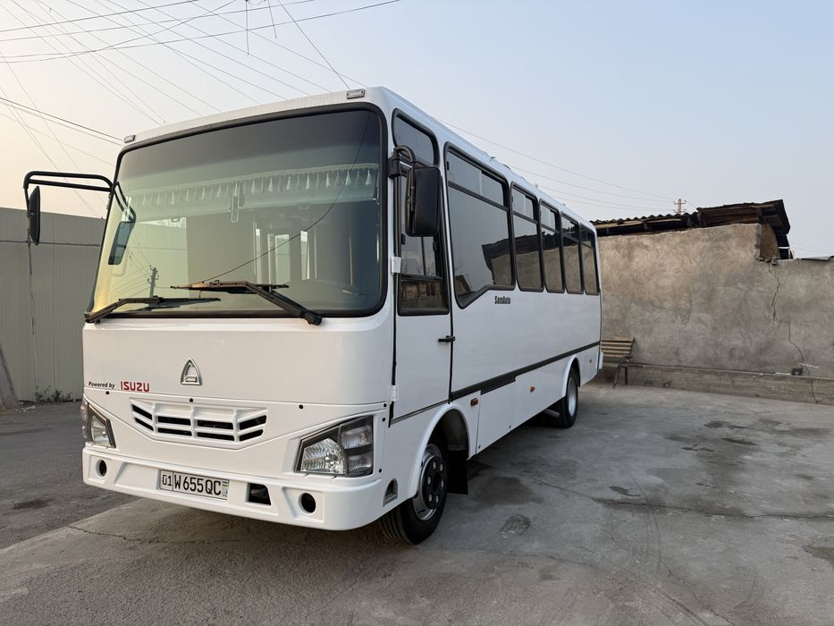 Isuzu sotiladi NP 40  2016