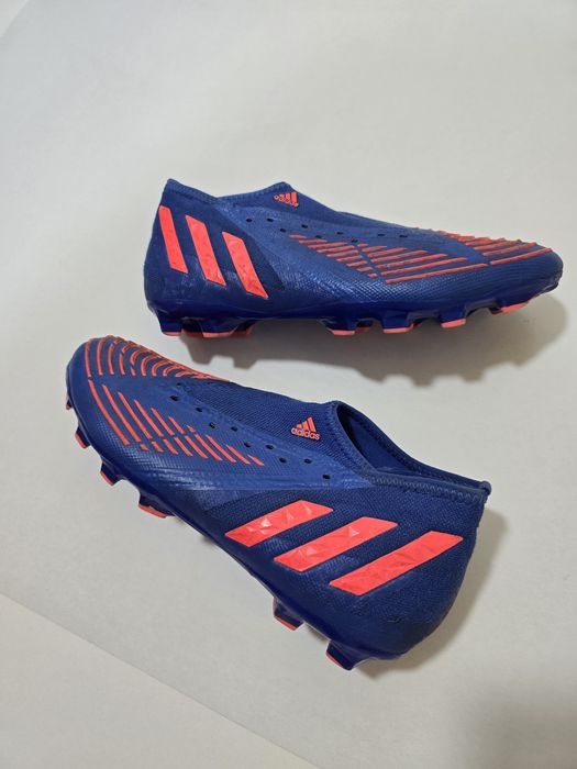 Ghete de fotbal crampoane Adidas Predator marimea 42  gazon iarba