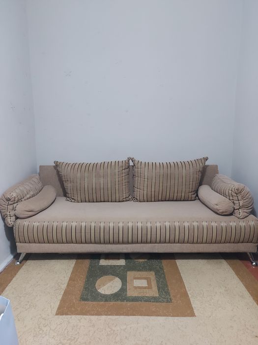 Продам диван в отличном состоянии