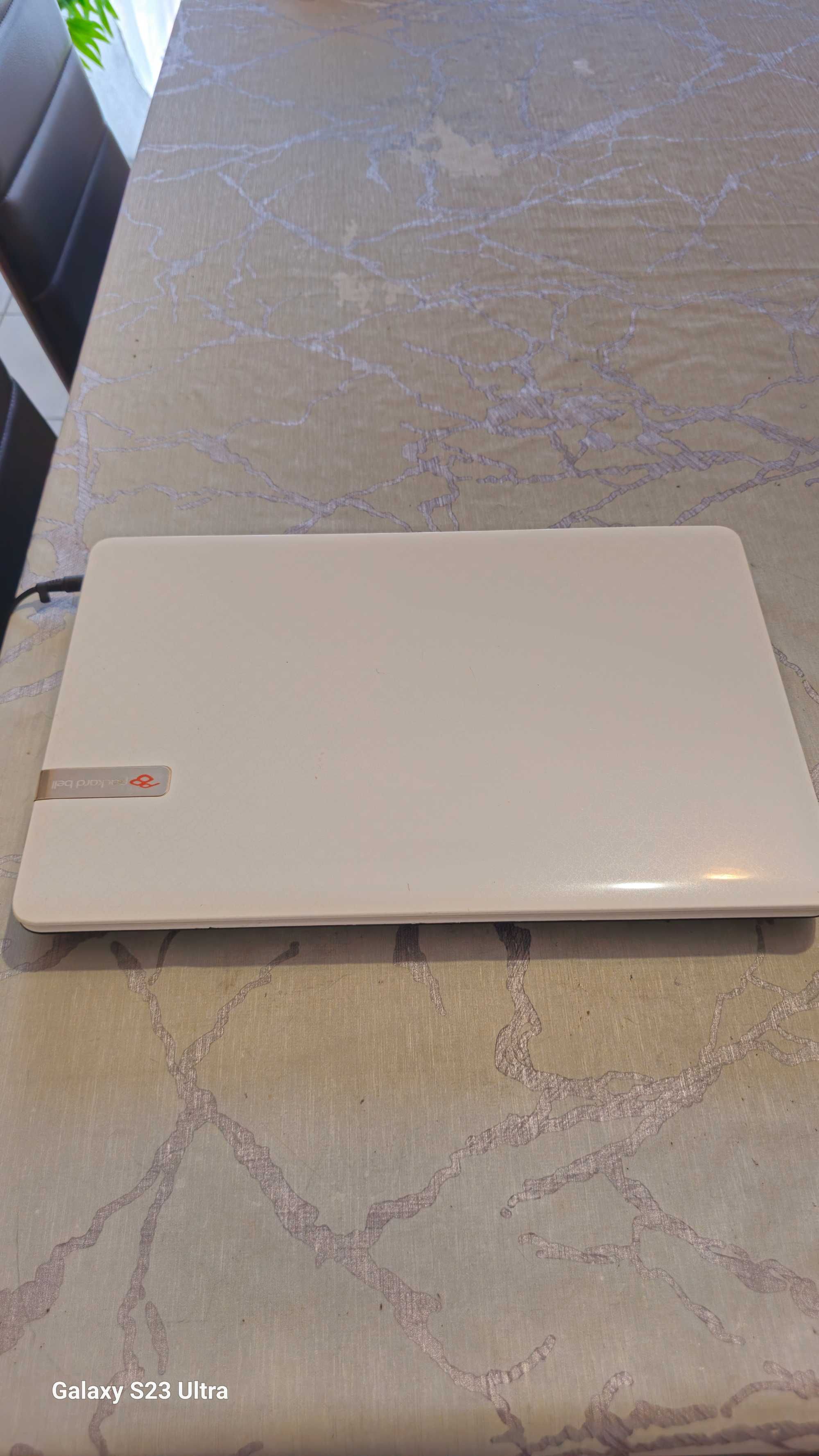 Packard bell лаптоп