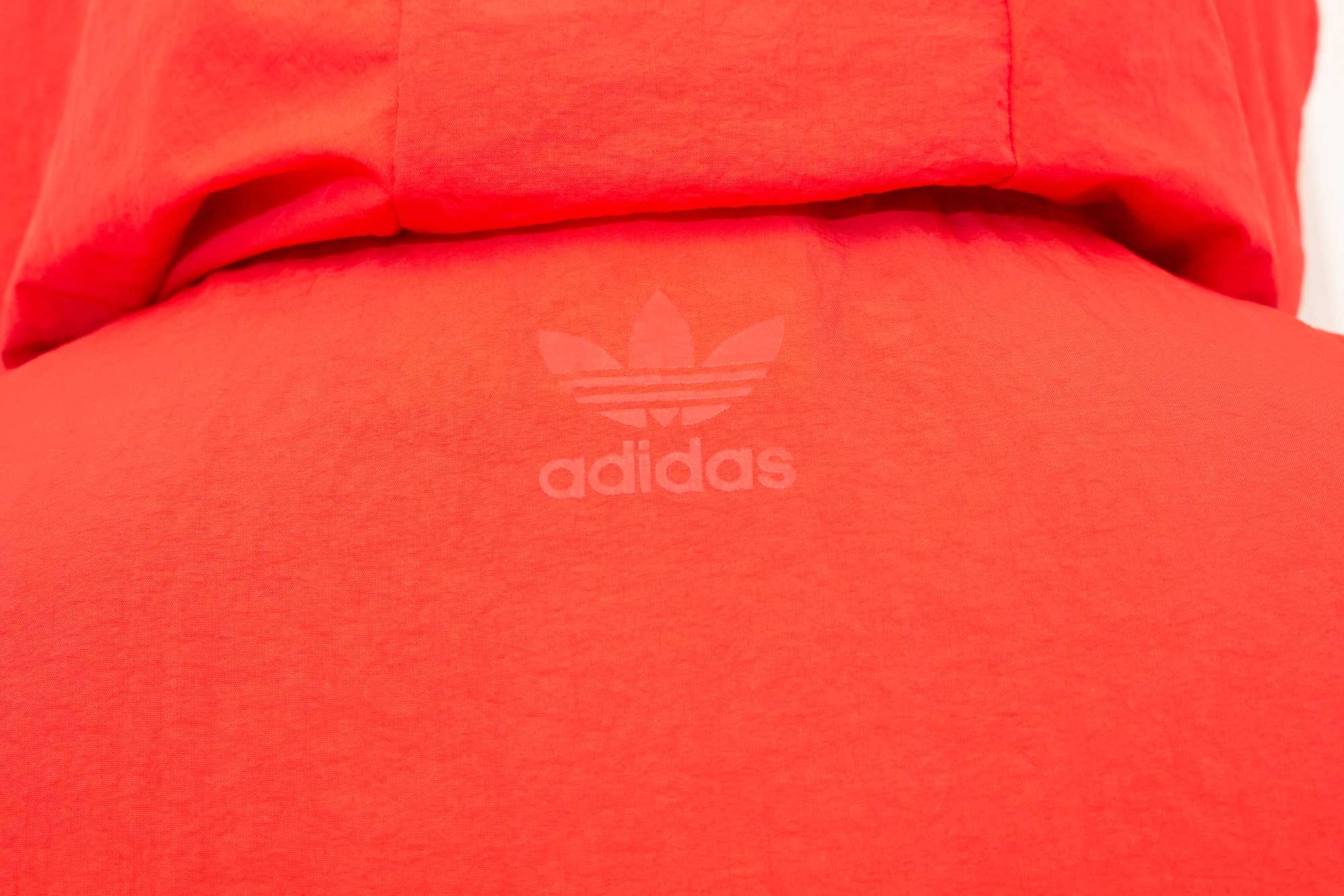 Adidas оригинално дамско яке ветровка пуловер къс модел червен S